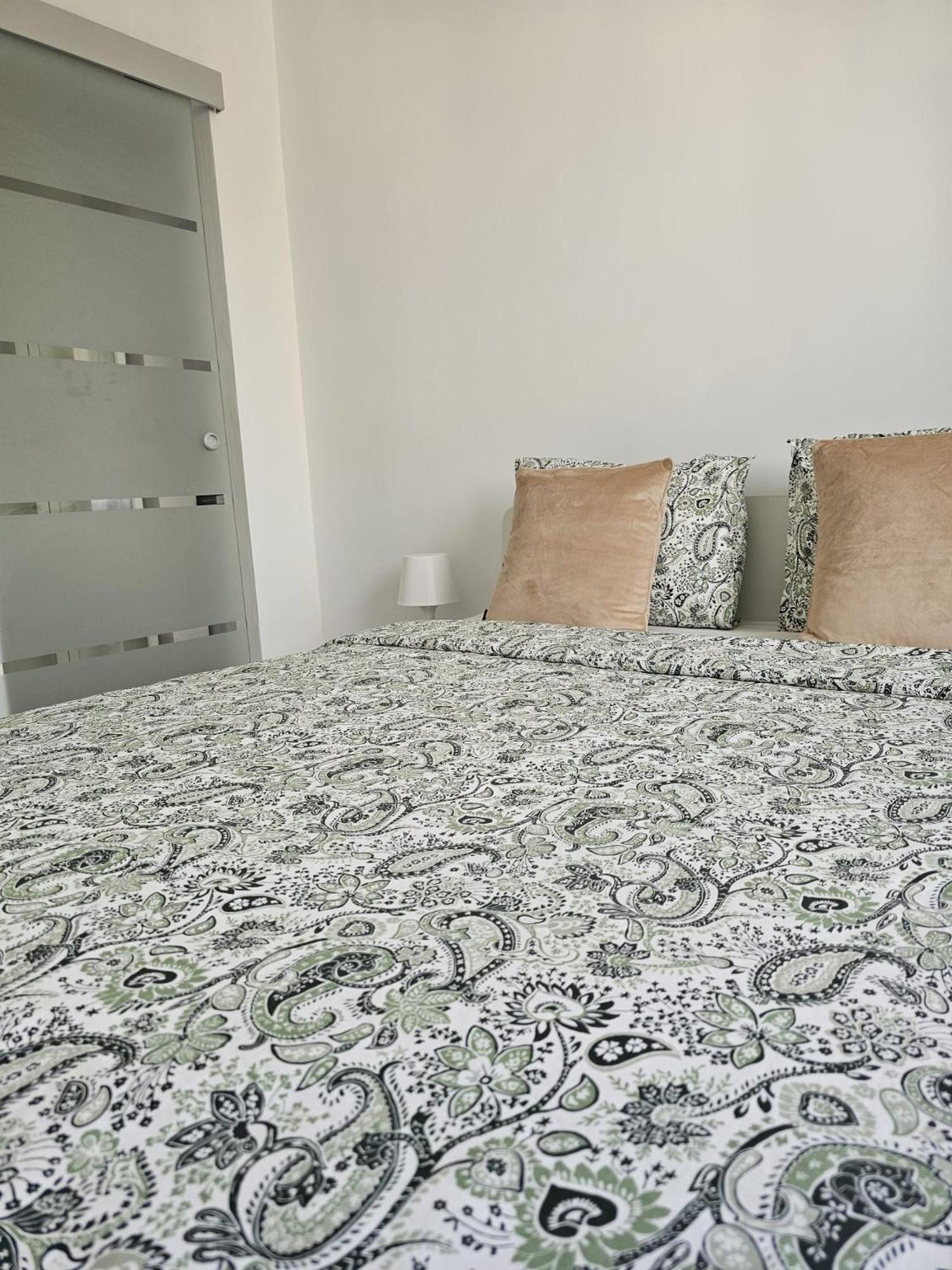 Hortensia Apartment Tomis Nord Екстер'єр фото